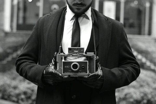 Découvrez les boucles à clip : élégance sans perçage !